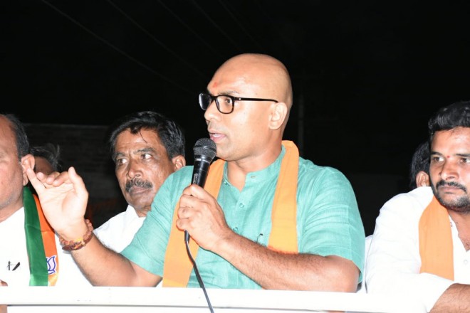 Nizamabad: Arvind Dharmapuri wants to put his lock on EVM strong rooms