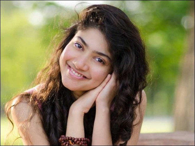 After turning down Chiru film, will this young beauty sign Allu Arjun Pushpa!