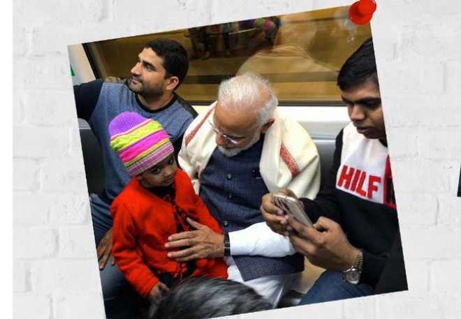 Prime Minister Modi travels in Delhi Metro