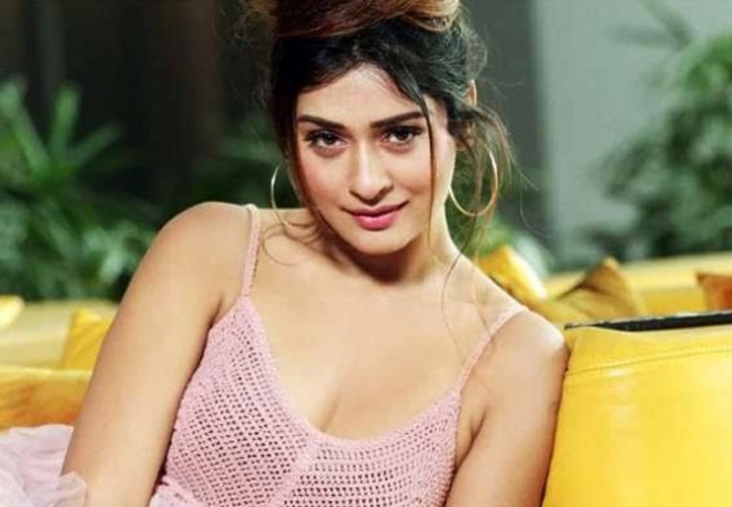 Payal Rajput Hot Comments Goes Viral 