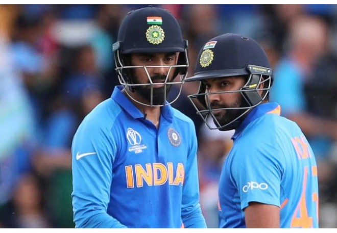 India beat Sri Lanka by 7 wickets 