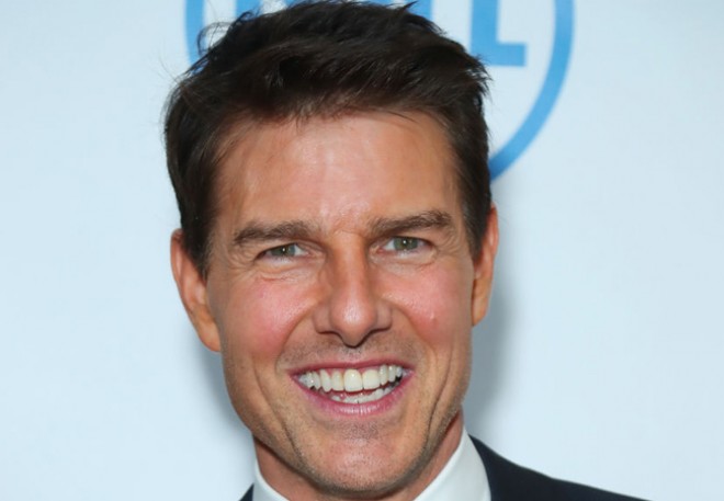 Tom Cruise blocked a celeb for hailing Shah Rukh Khan