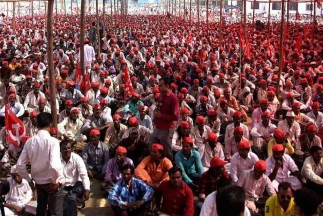 Farmers ends the March after talk with Maharashtra Gov