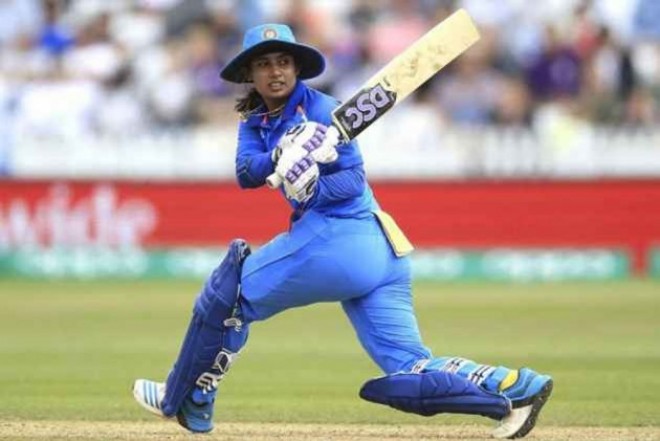 Second womens cricketer who joins the 10,000 international runs?