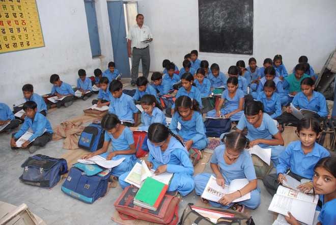 2.5 lakh new admissions in govt schools in AP