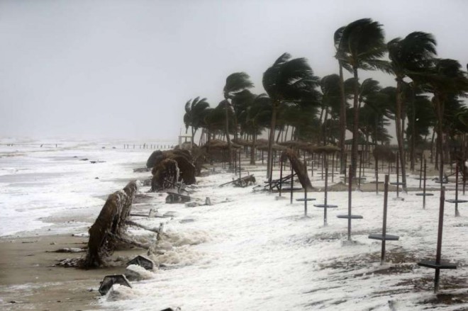 Zimbabwe cyclone: At least 24 dead, dozen others missing 